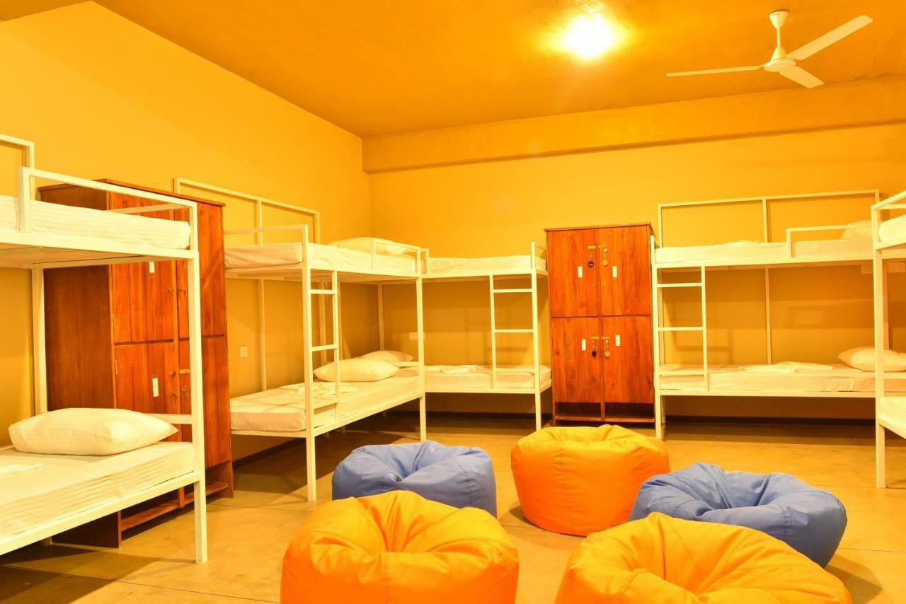 Hiriketiya Beach Hostels Dikwella Eksteriør billede